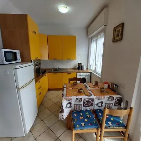 Lägenhet Eva House *